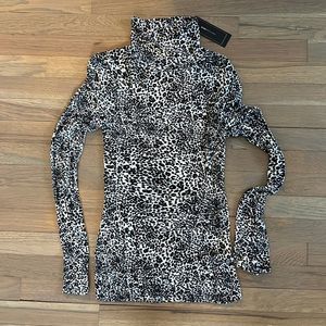NWT BCBG MAXAZRIA Womens Long Sleeve Shirt Animal Print Size Medium
